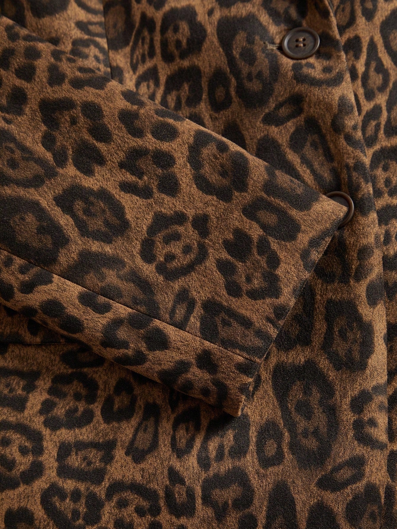 Marie-Claire | Solid Colour Blazer with Leopard Print