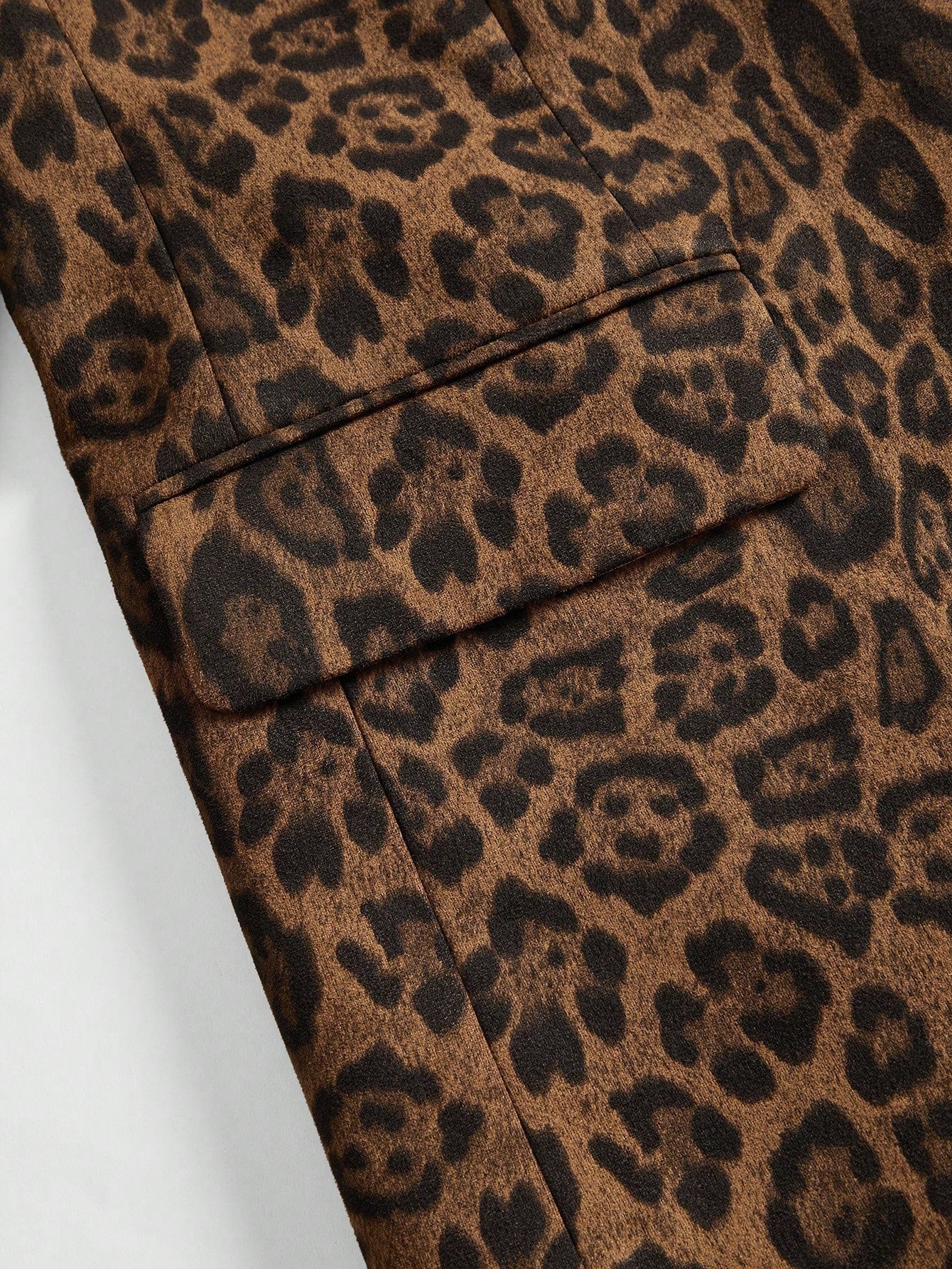 Marie-Claire | Solid Colour Blazer with Leopard Print