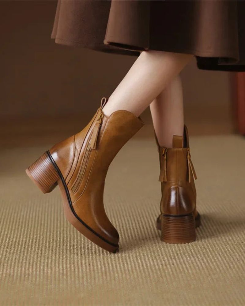 Jane - Leather boots with a comfortable heel, elegant and timeless