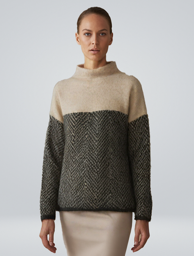 Léonie | Comfortable Roll Neck