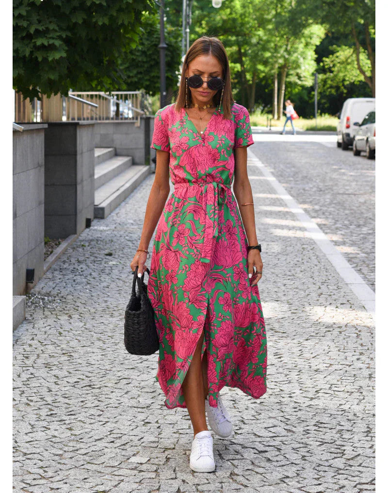 Daphné | Elegant dress with V-neck